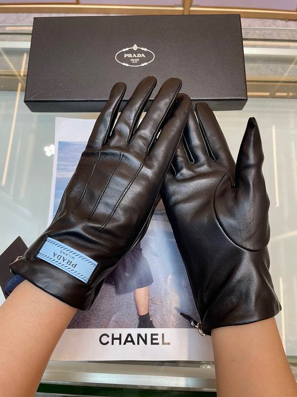 Prada gloves hm45
